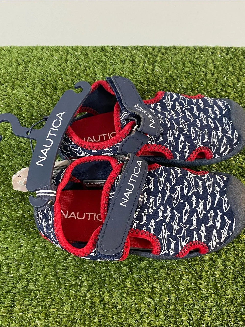 Nautica Water Shoes Little Kids Boys Girls Size 9 Blue Red Sharks Closed Toe New